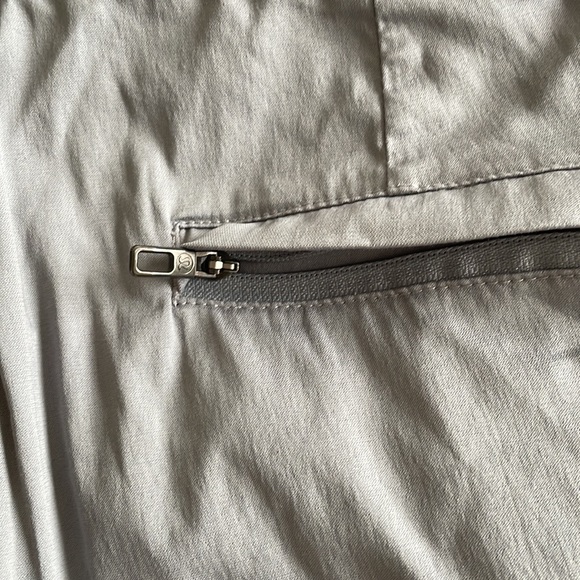 Lululemon pants - Picture 10 of 16